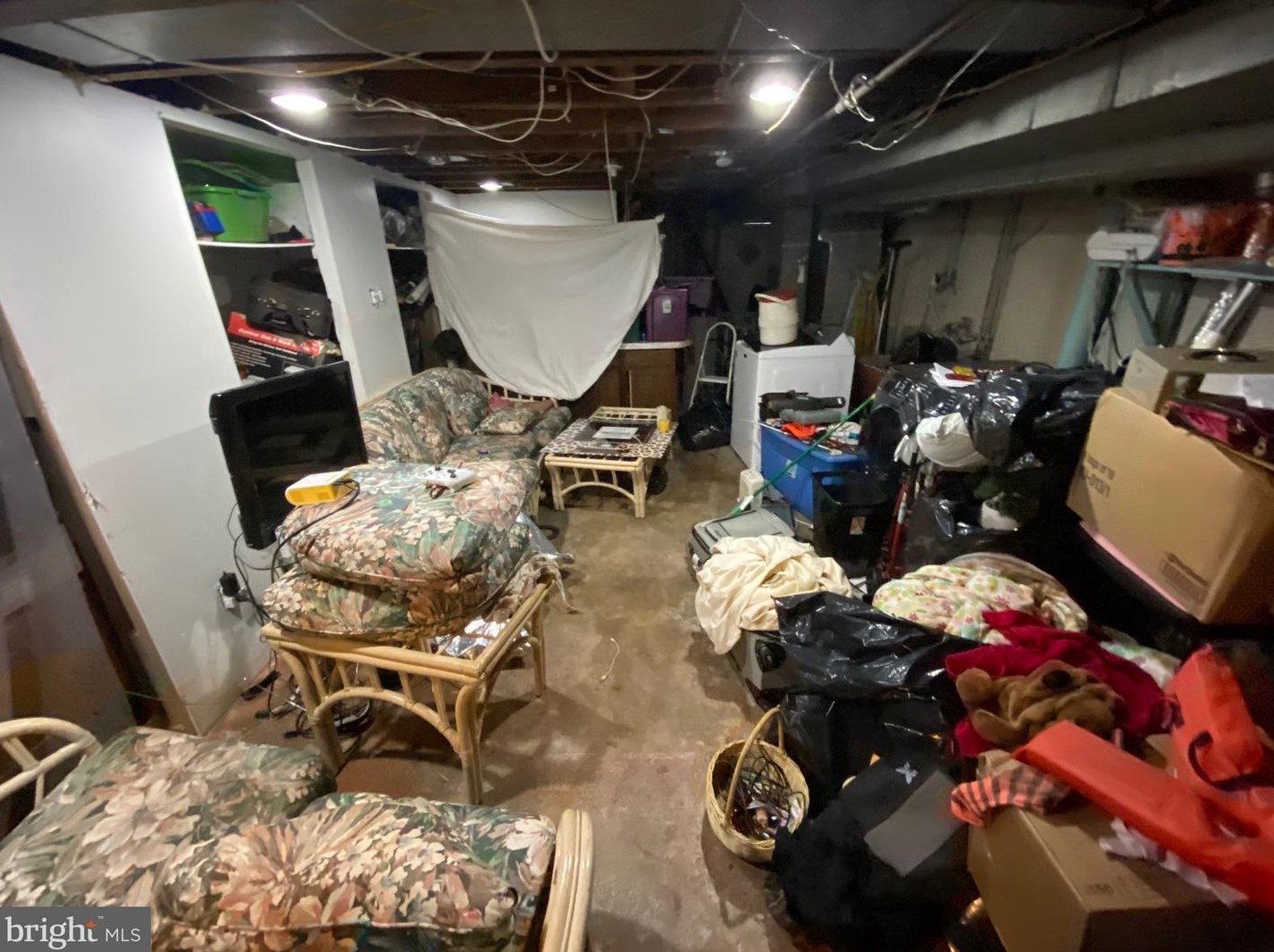 1301 Kerlin St, Chester PA 19013-3924 exterior