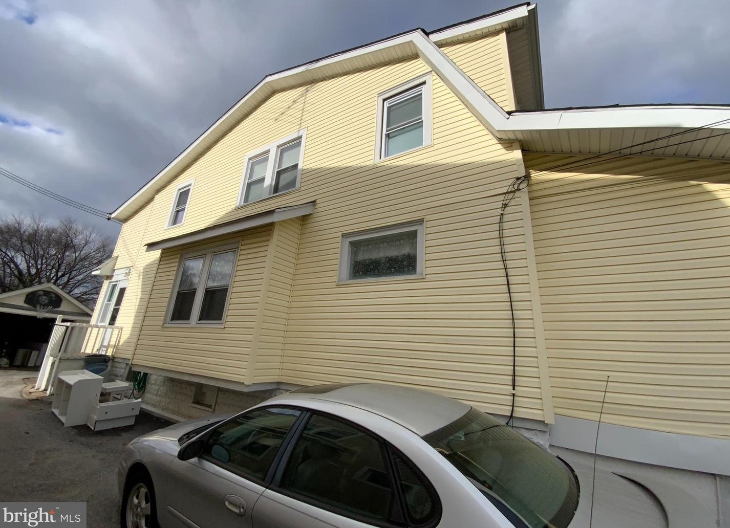 404 Custer Ave, Manor PA  19036-1731 exterior