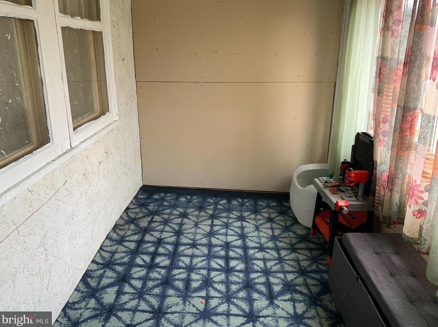 404 Custer Ave, Manor PA  19036-1731 exterior