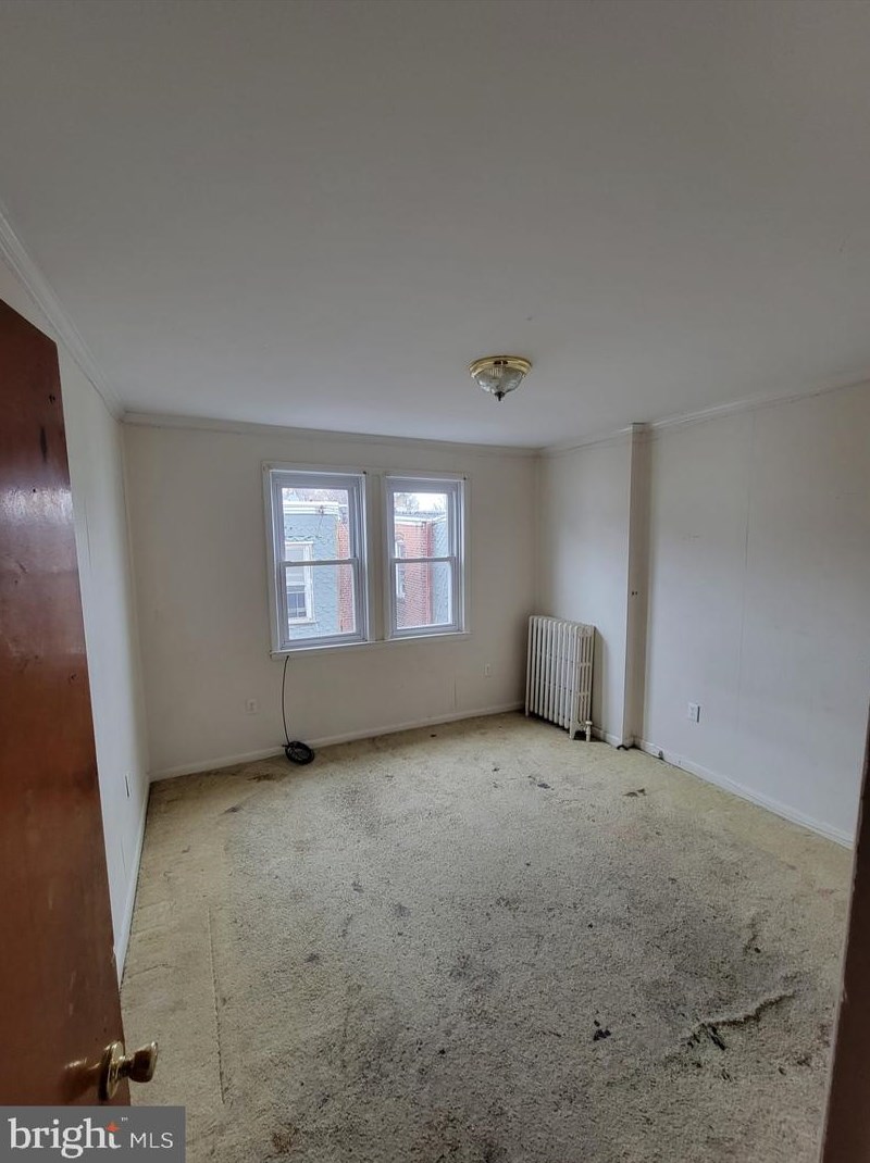 321 Greenway Ave, Darby PA  19023-2618 exterior