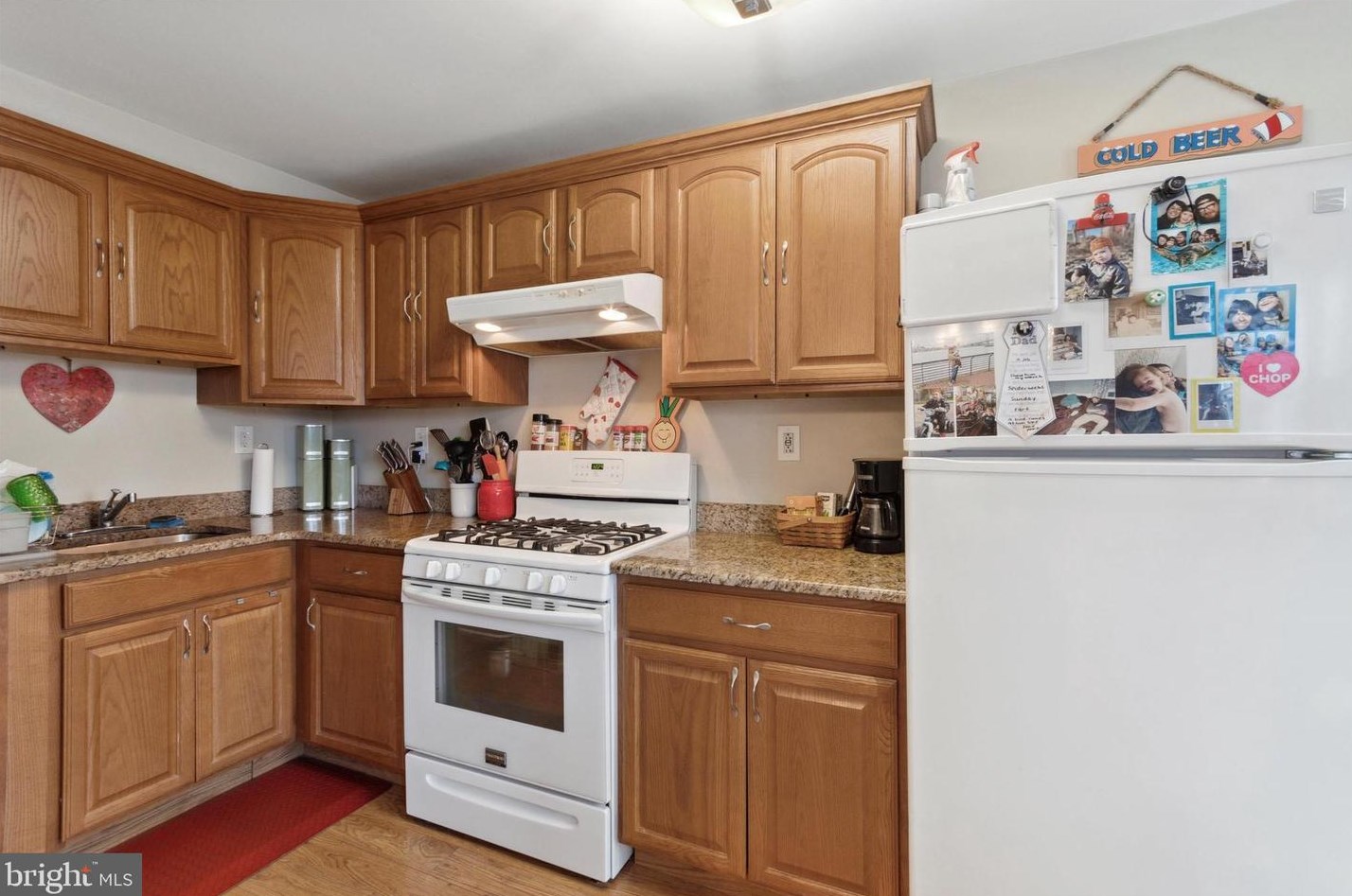 808 Ashland Ave, Manor PA  19036-1625 exterior