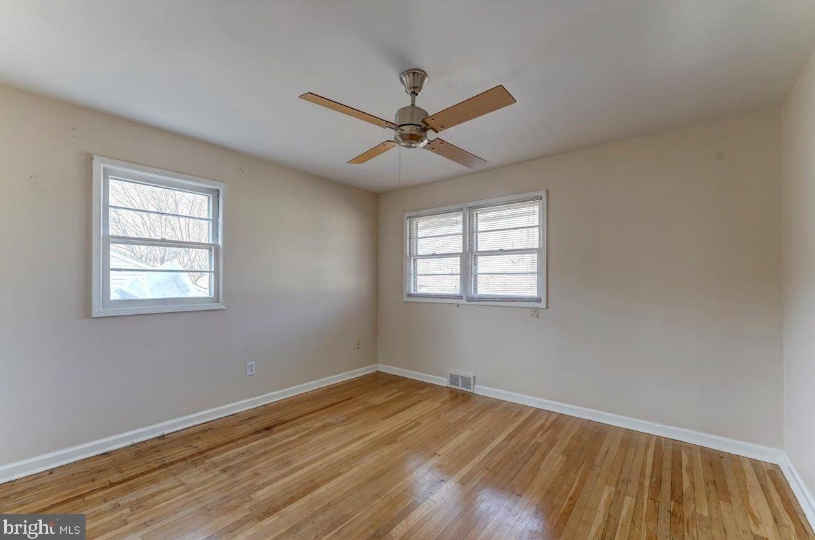 701 Patton Ave, Chester PA  19015-2632 exterior