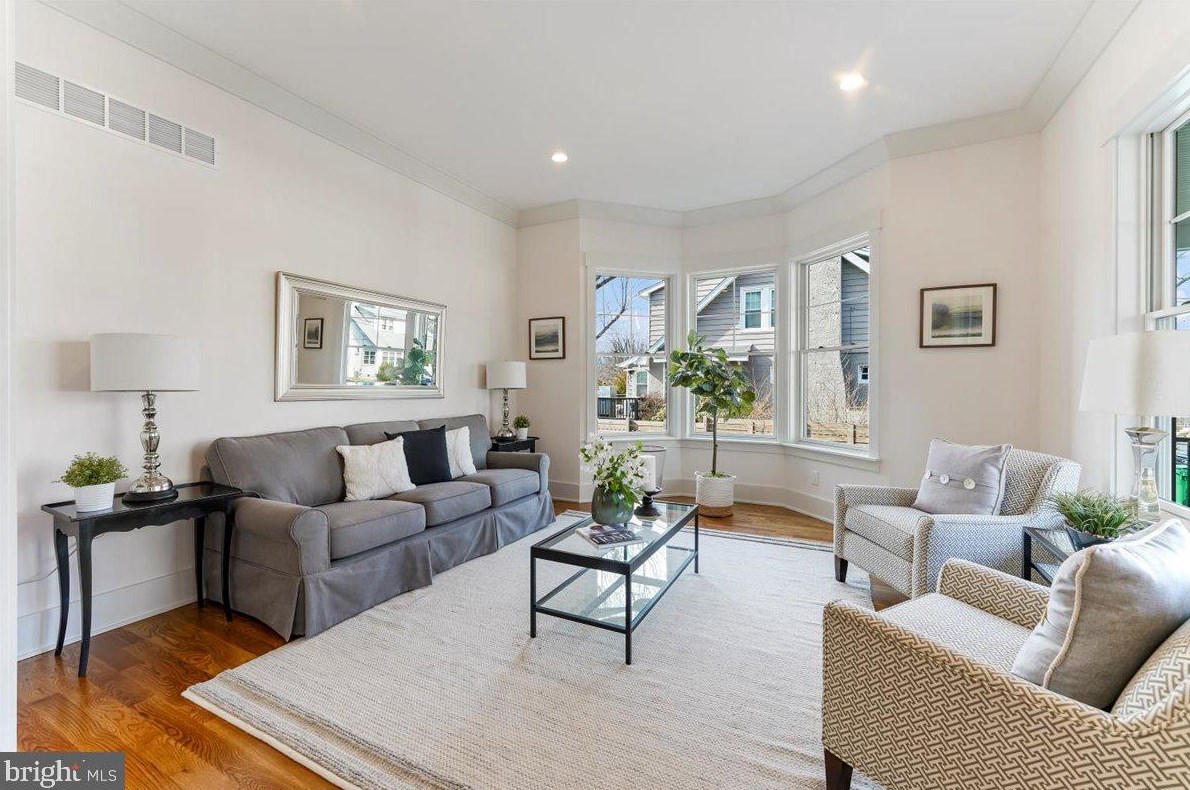 114 Seventh St, Media PA 19063-2410 exterior