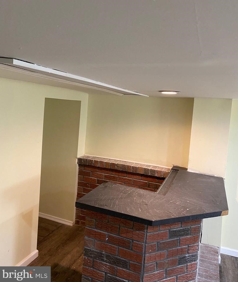 1127 Glen Avon Rd, Darby PA  19023-1415 exterior