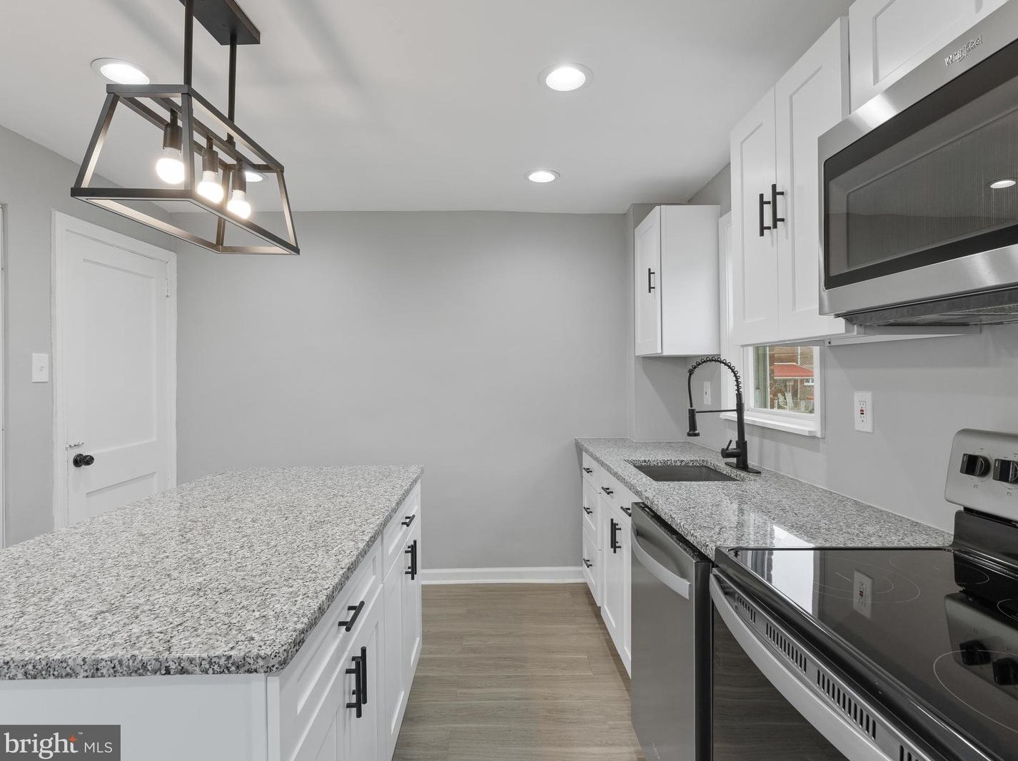 1006 Butler St, Chester PA  19013-3726 exterior