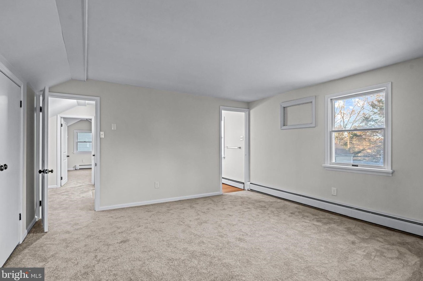 7 Longwood Dr, Wayne PA  19087-2922 exterior