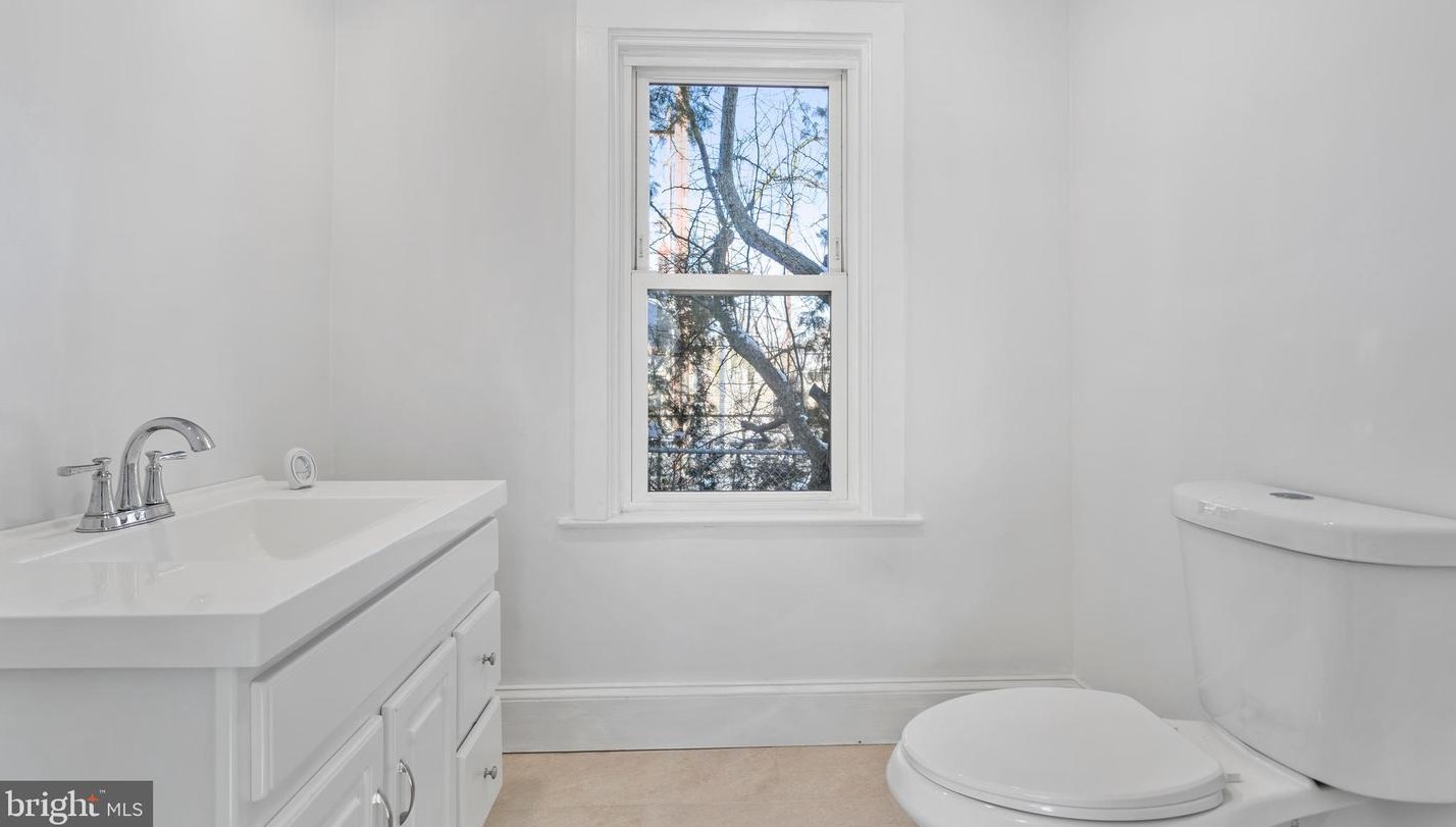 31 Wildwood Ave, Rutledge PA  19070-1915 exterior