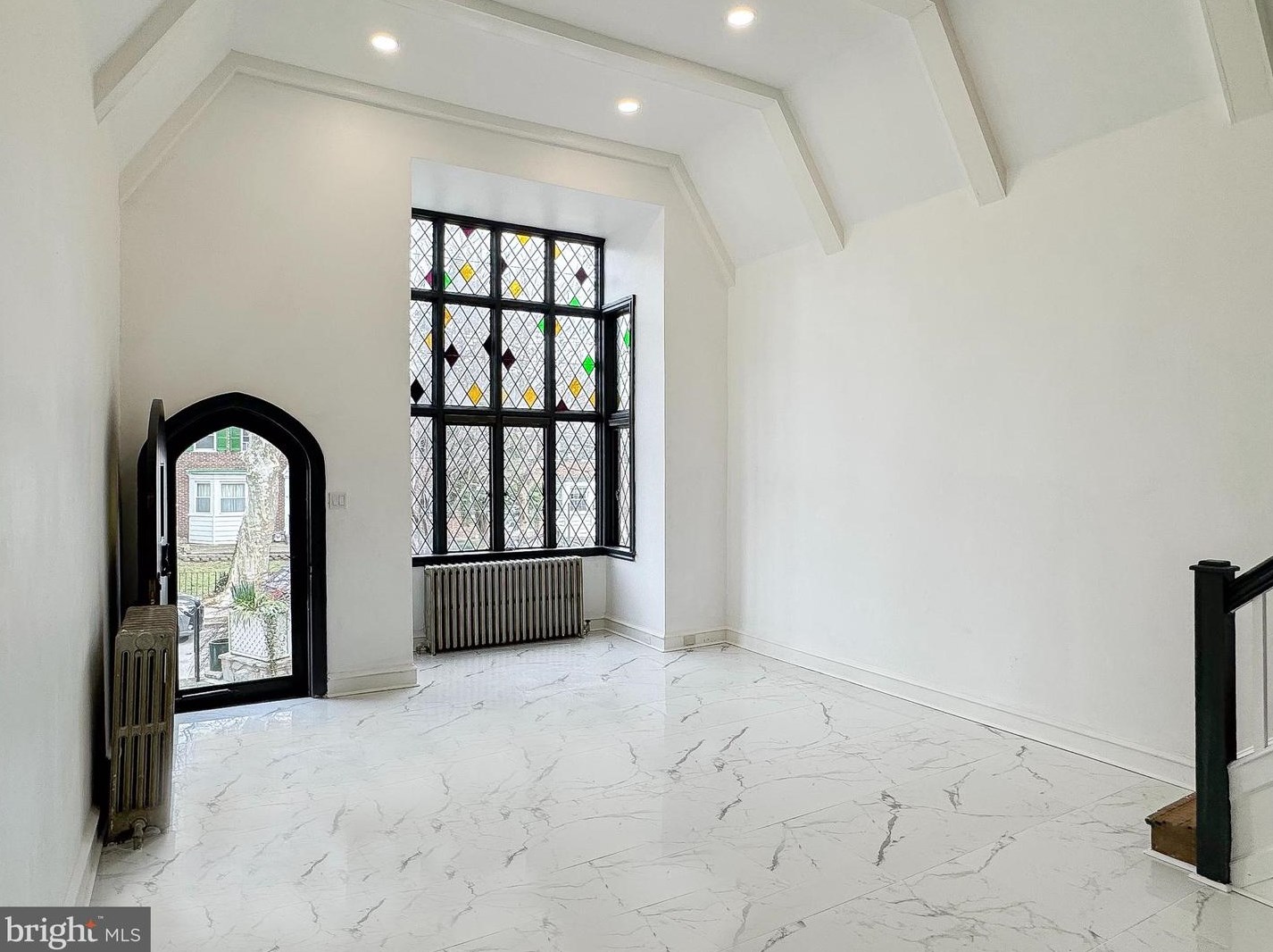 304 Richfield Rd, Upper Darby PA  19082-4109 exterior