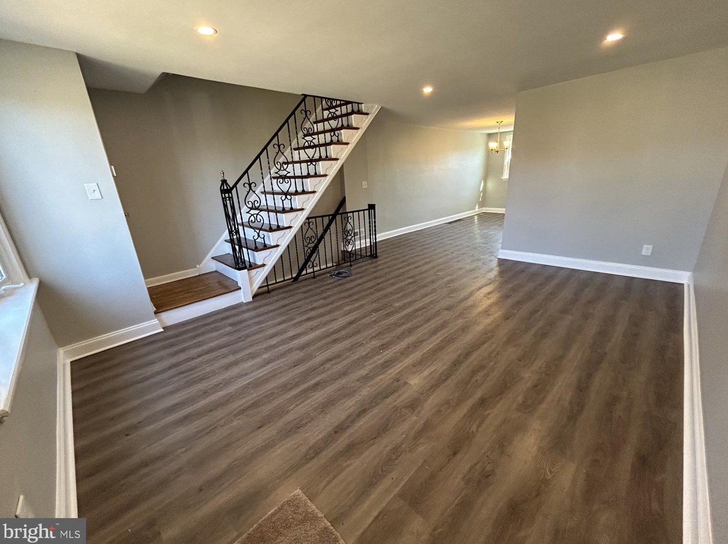 737 Surrey Ln, Manor PA  19036-1620 exterior