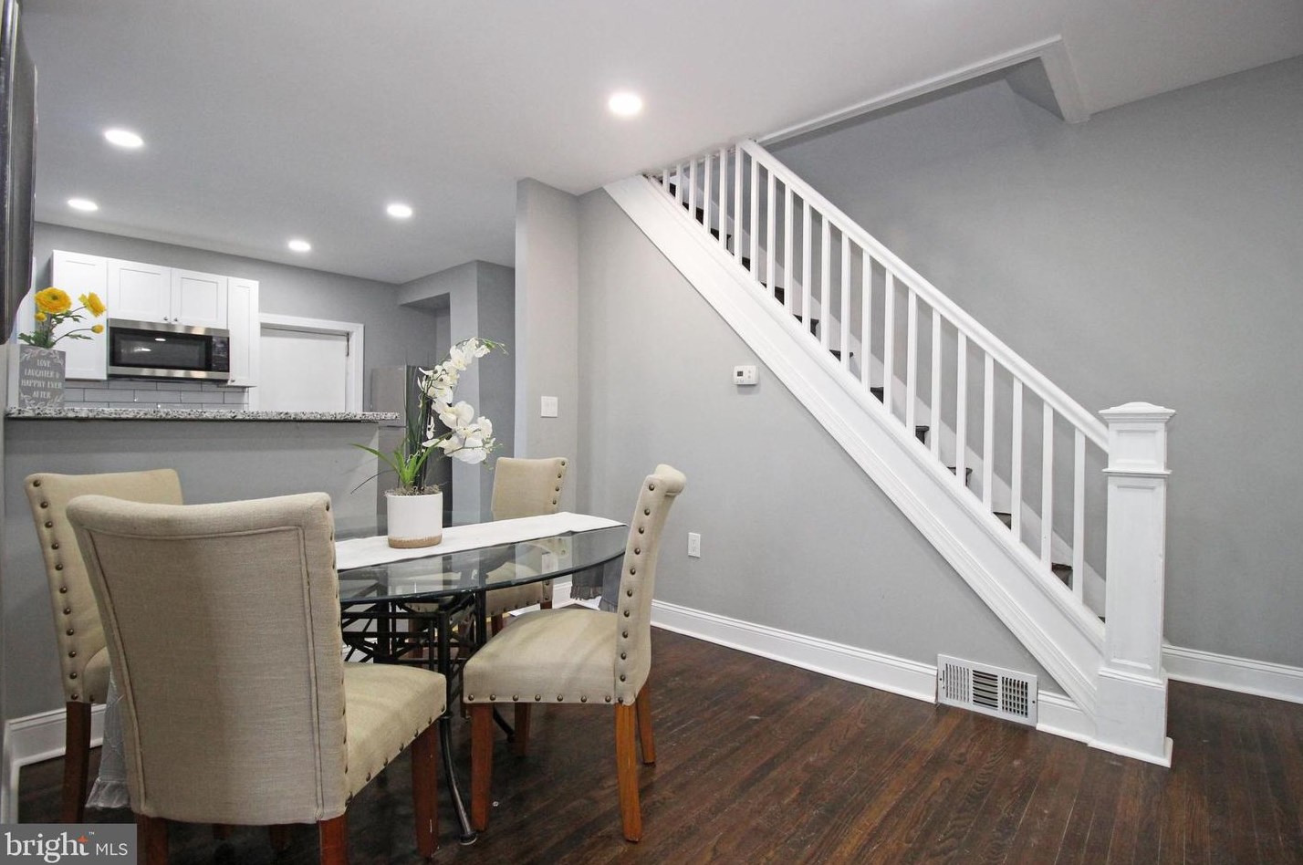 301 Poplar St, Darby PA  19023-2028 exterior