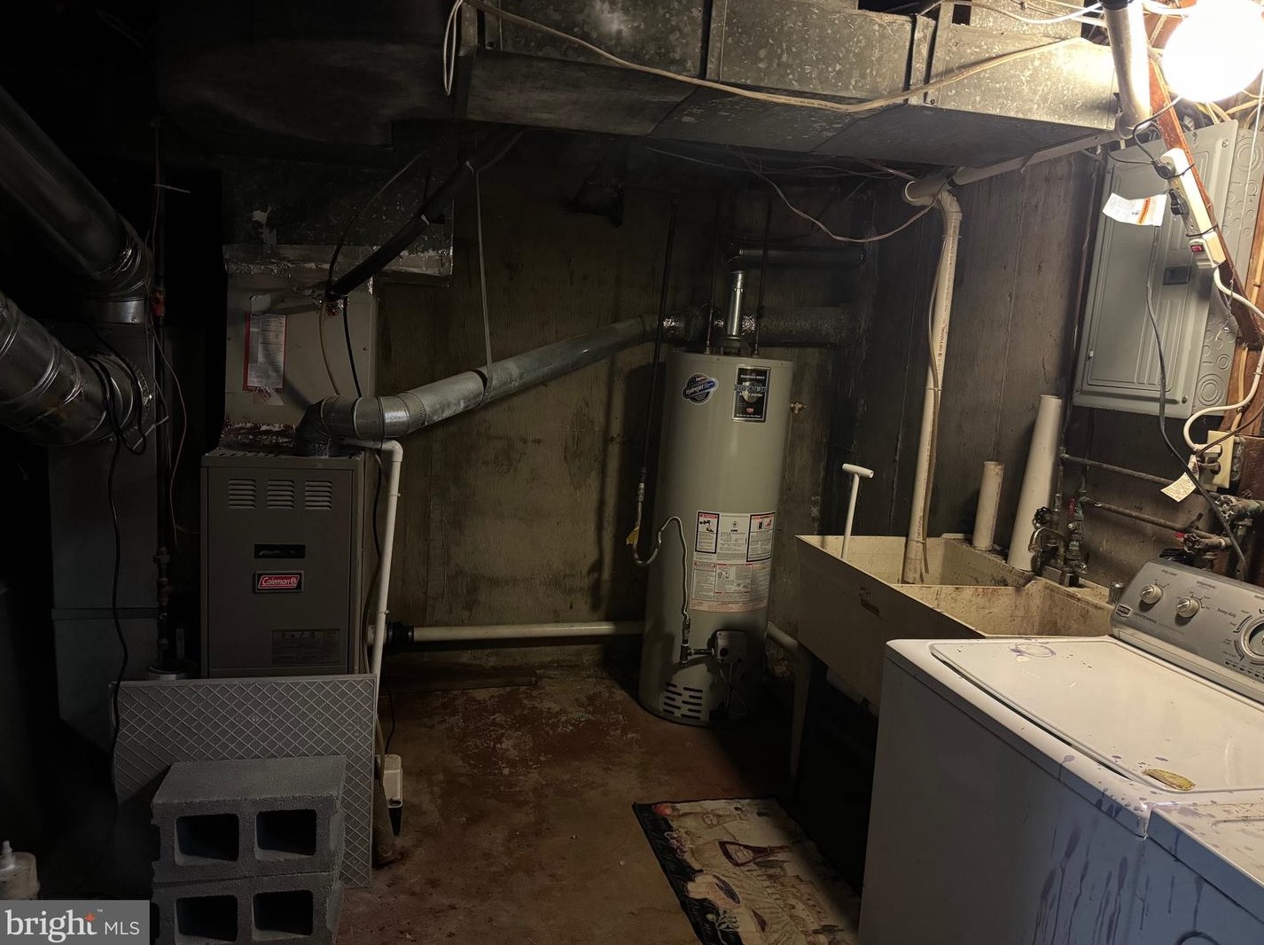 325 Fern St, Darby PA  19023-2614 exterior