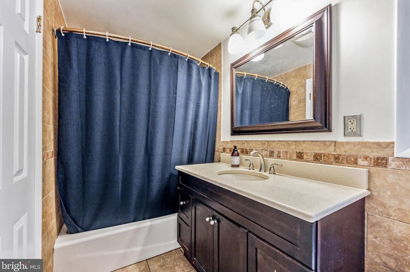 409 Bickmore Dr, Media PA 19086-6806 exterior