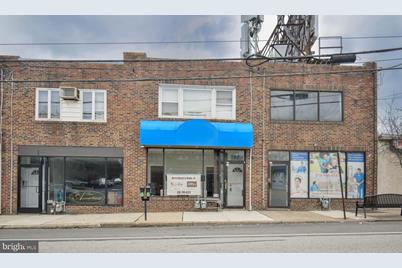 124 W Chester Pike - Photo 1