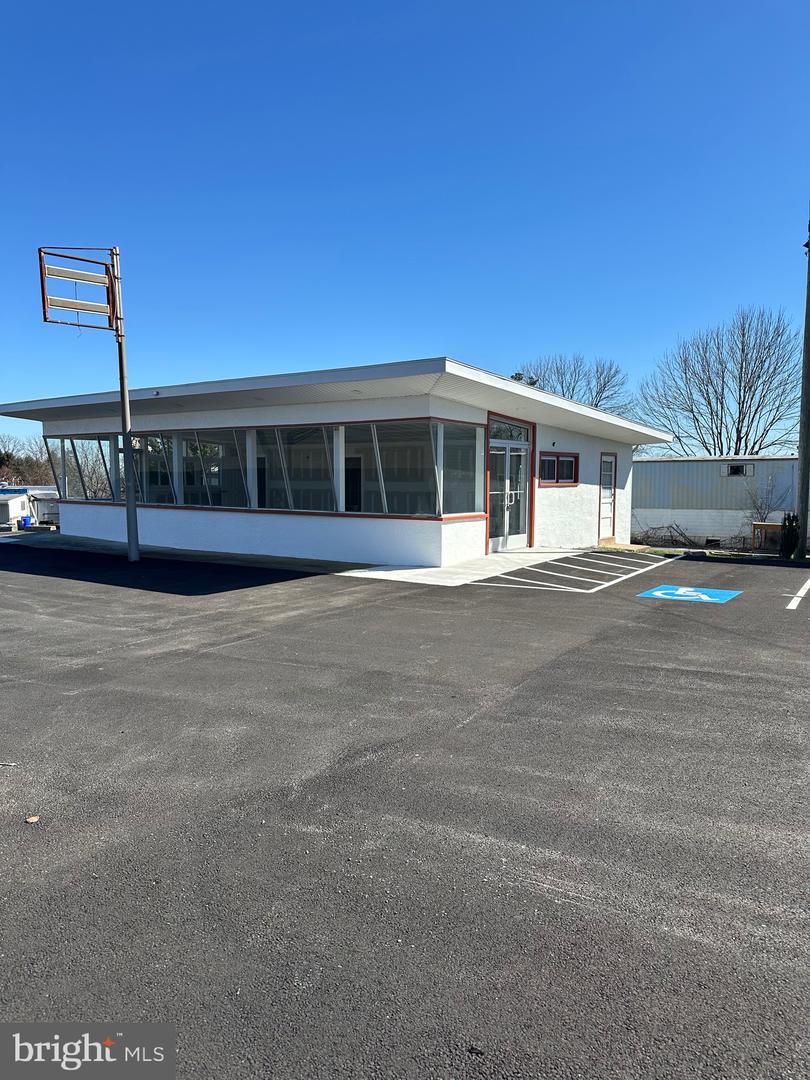 600 Convent Rd, Aston, PA 19014 MLS PADE2063248 Coldwell Banker