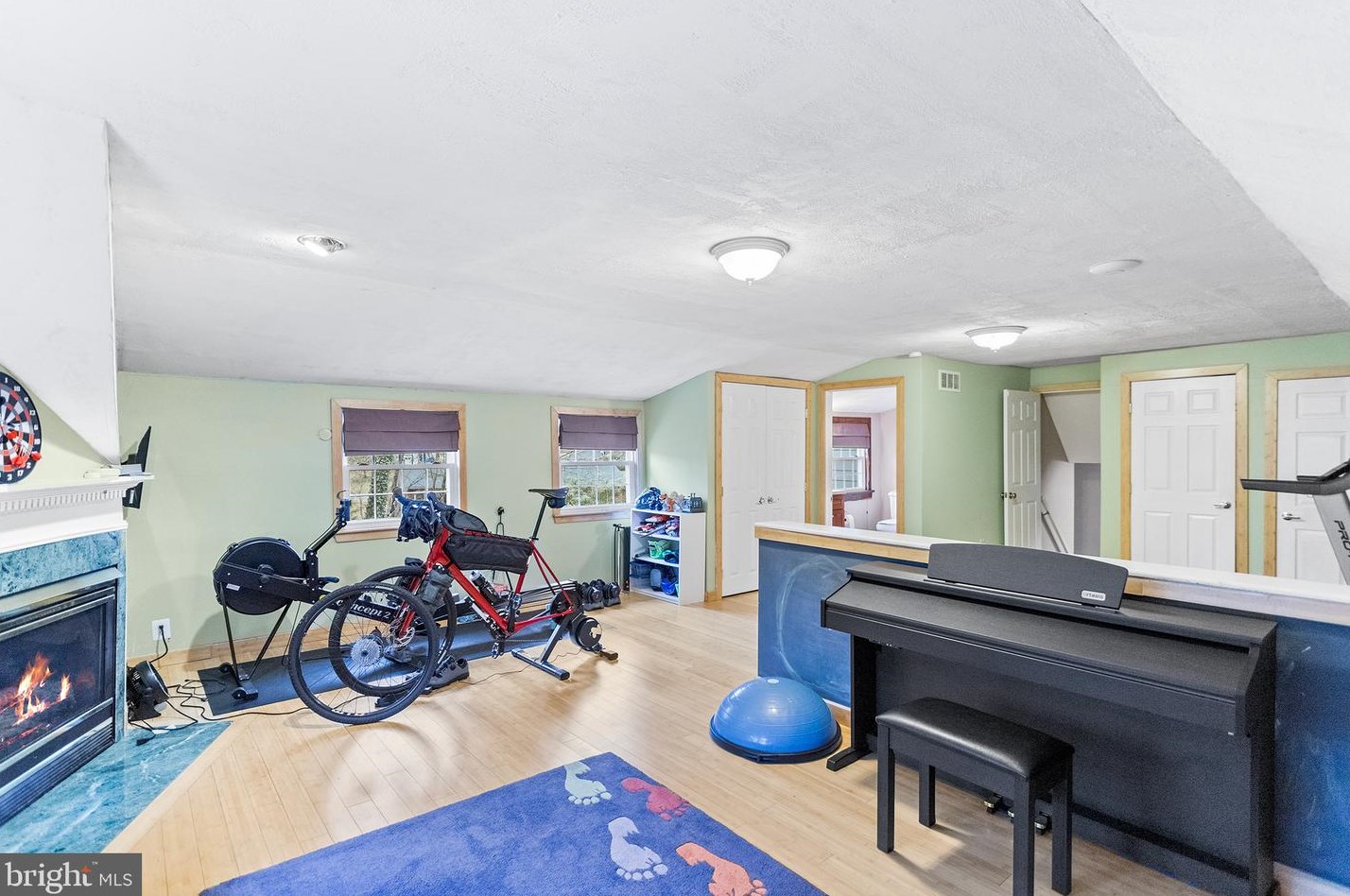 2330 Feathering Ln, Media PA 19063-1908 exterior