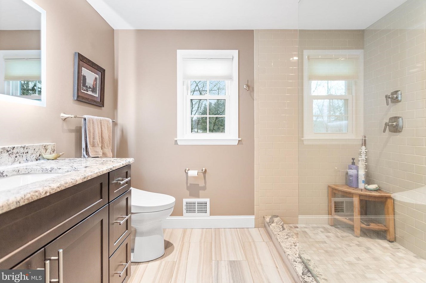 2330 Feathering Ln, Media PA 19063-1908 exterior