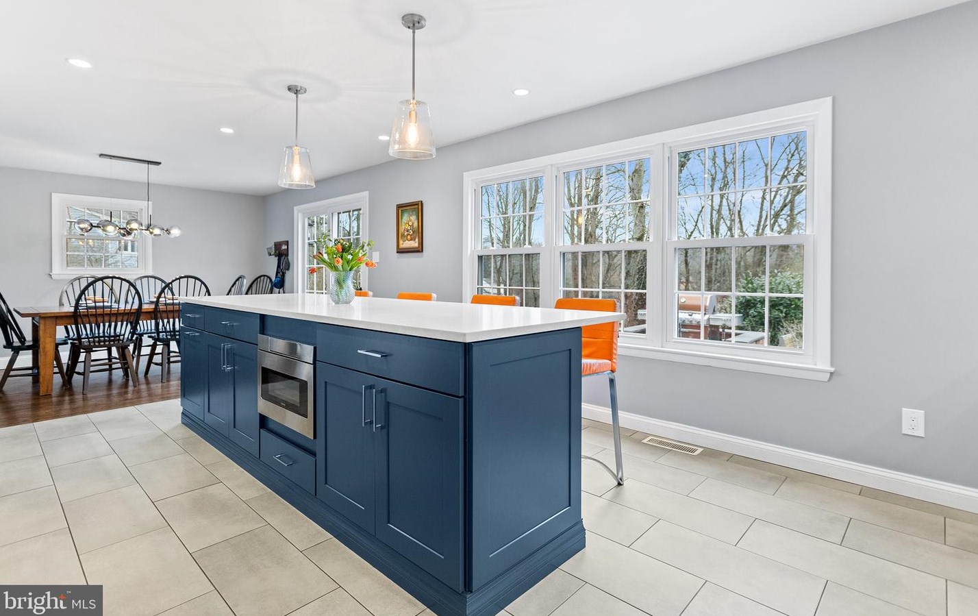 2330 Feathering Ln, Media PA 19063-1908 exterior