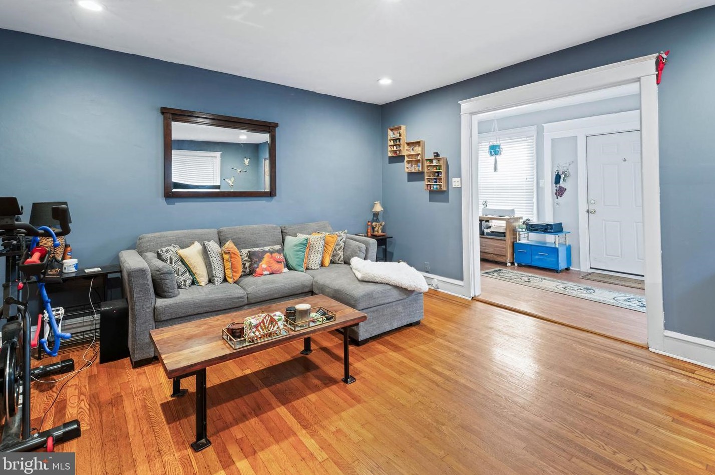 39 Cooke Ave, Manor PA 19036-1318 exterior