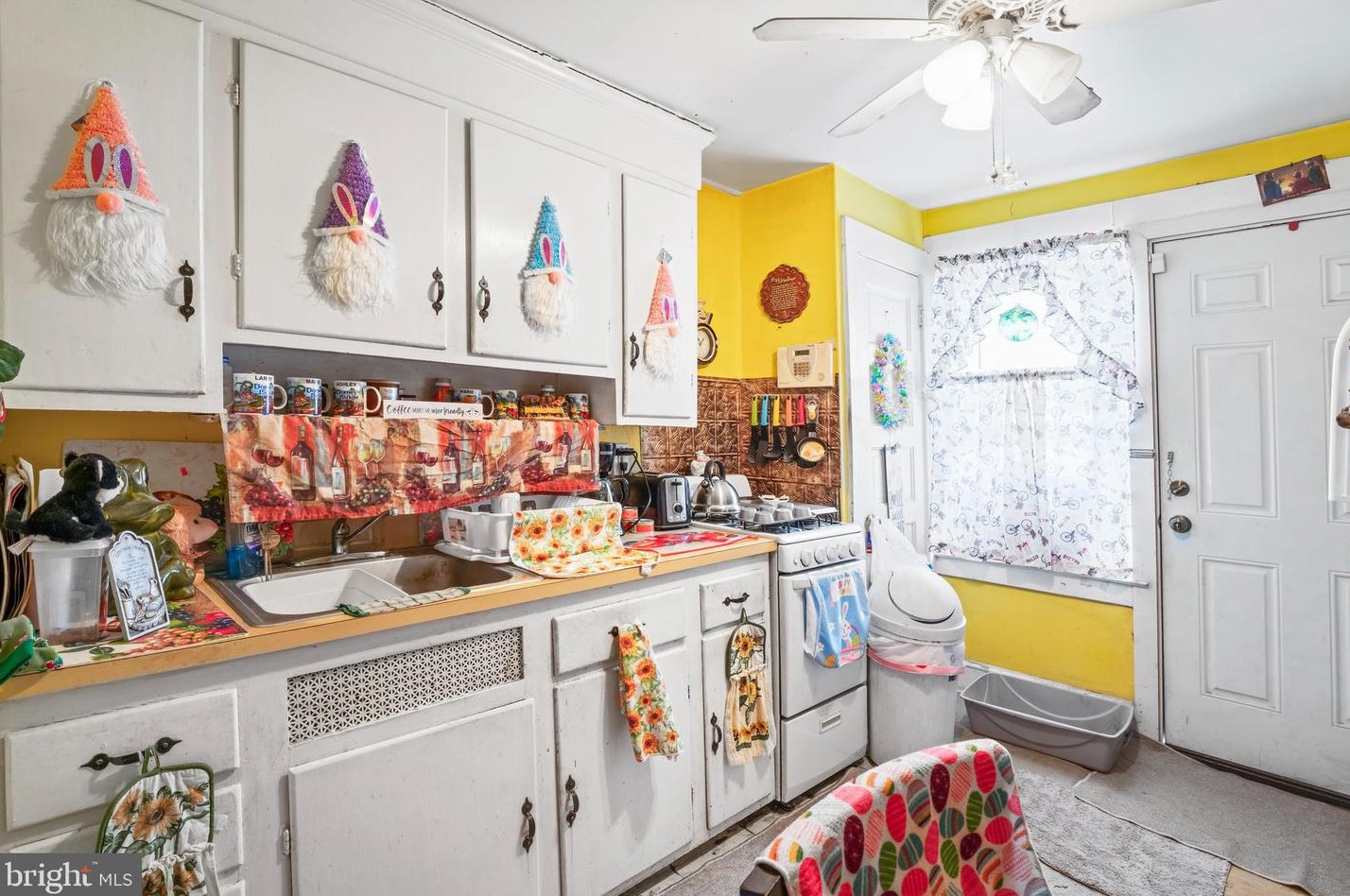 39 Cooke Ave, Manor PA 19036-1318 exterior