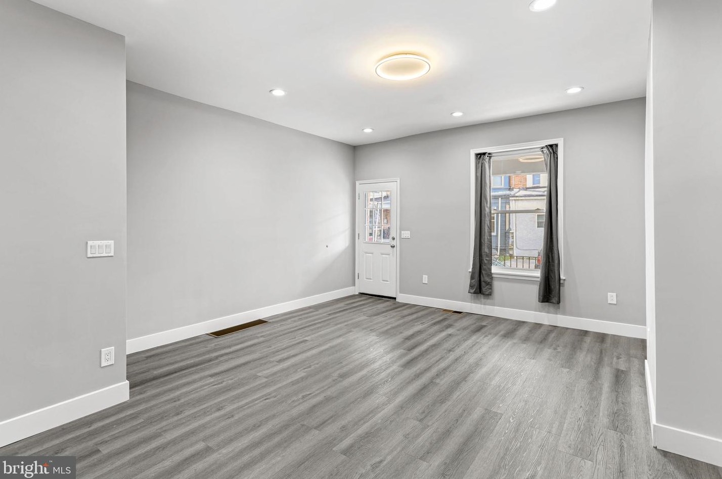 912 Forrester Ave, Darby PA 19023-1612 exterior