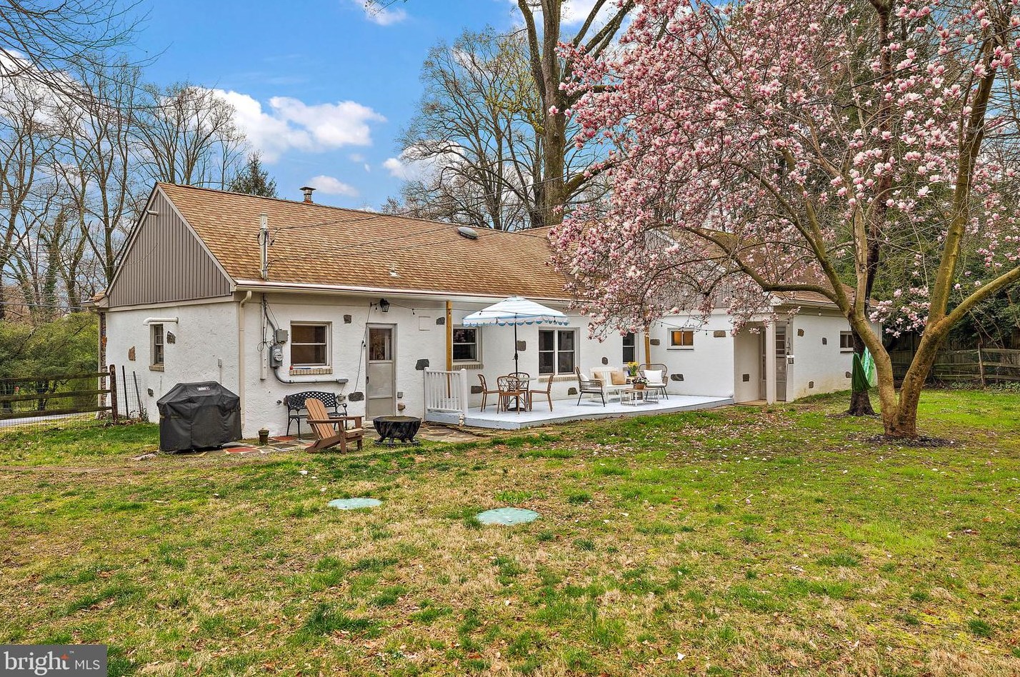 722 Beechwood Rd, Media PA  19063-1706 exterior