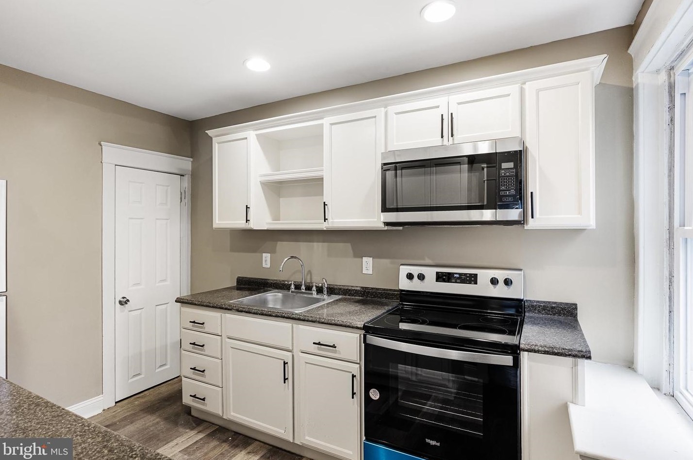 2006 Madison St, Chester PA 19013-5425 exterior