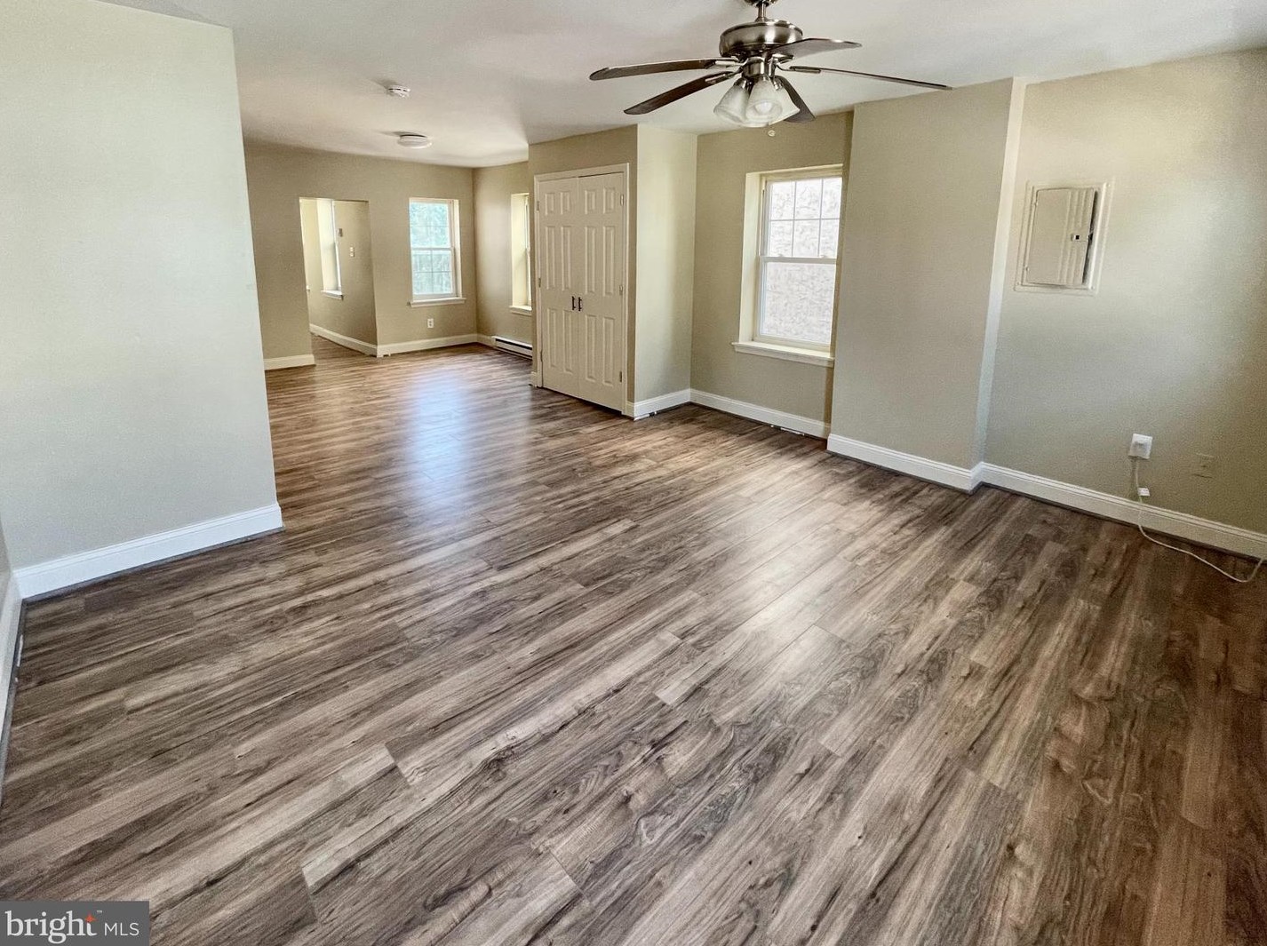 329 Rose St, Chester PA 19013-5928 exterior