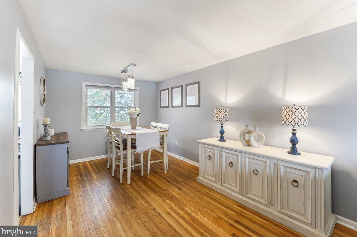 18 Latches Ln, Chester PA  19014-1709 exterior