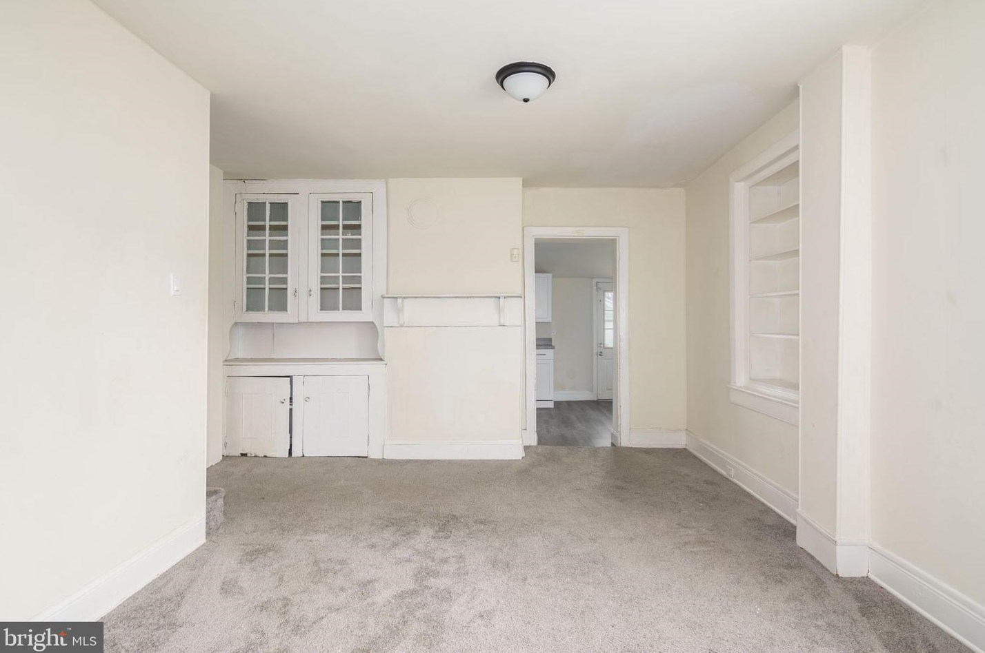 32 6 St, Chester PA 19013-0061 exterior