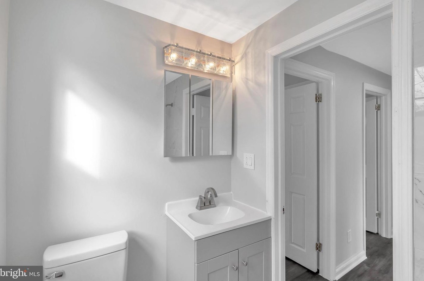 125 Golf Rd, Darby PA 19023-1313 exterior