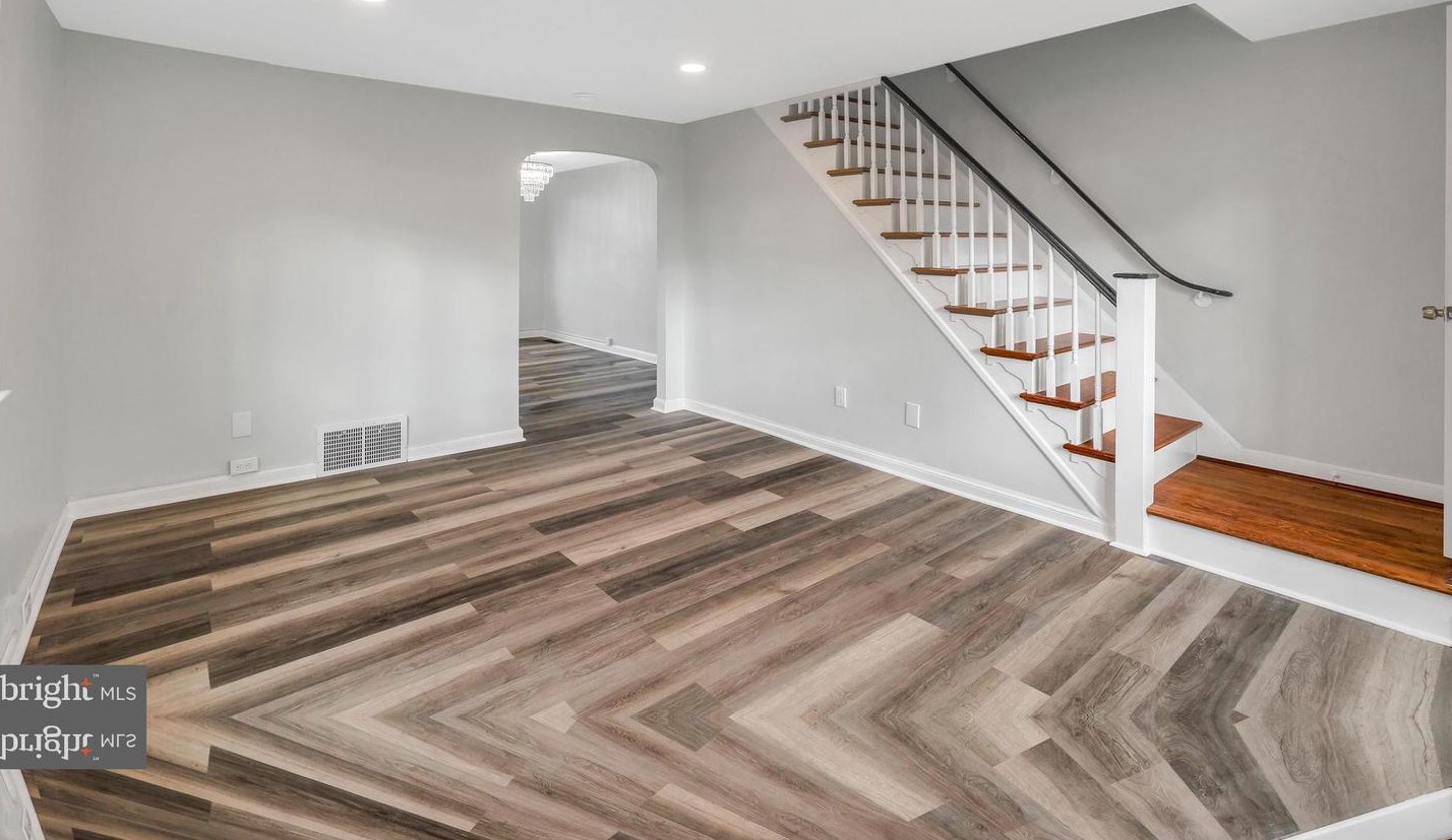 125 Golf Rd, Darby PA 19023-1313 exterior