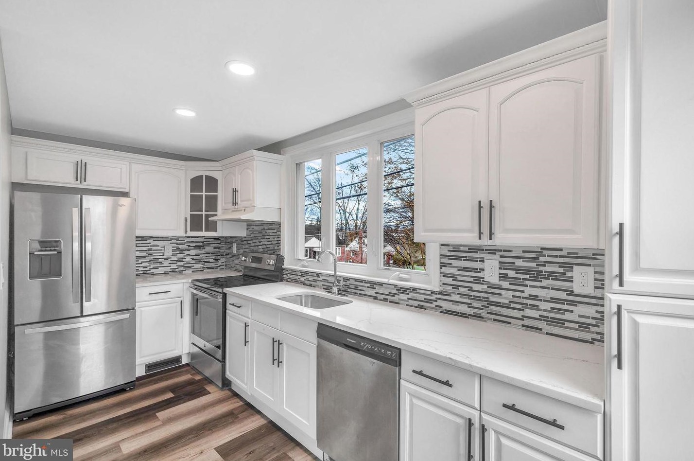 125 Golf Rd, Darby PA 19023-1313 exterior