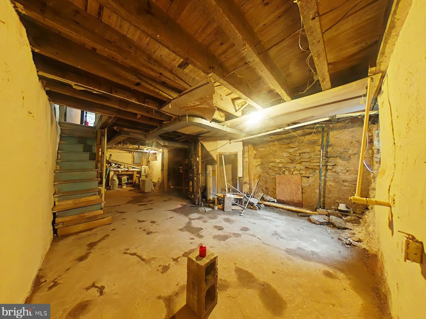 1118 Thomas St, Chester PA 19013-6422 exterior