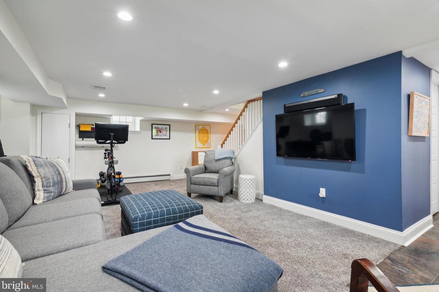 16 Golfview Rd, Ardmore PA  19003-1018 exterior