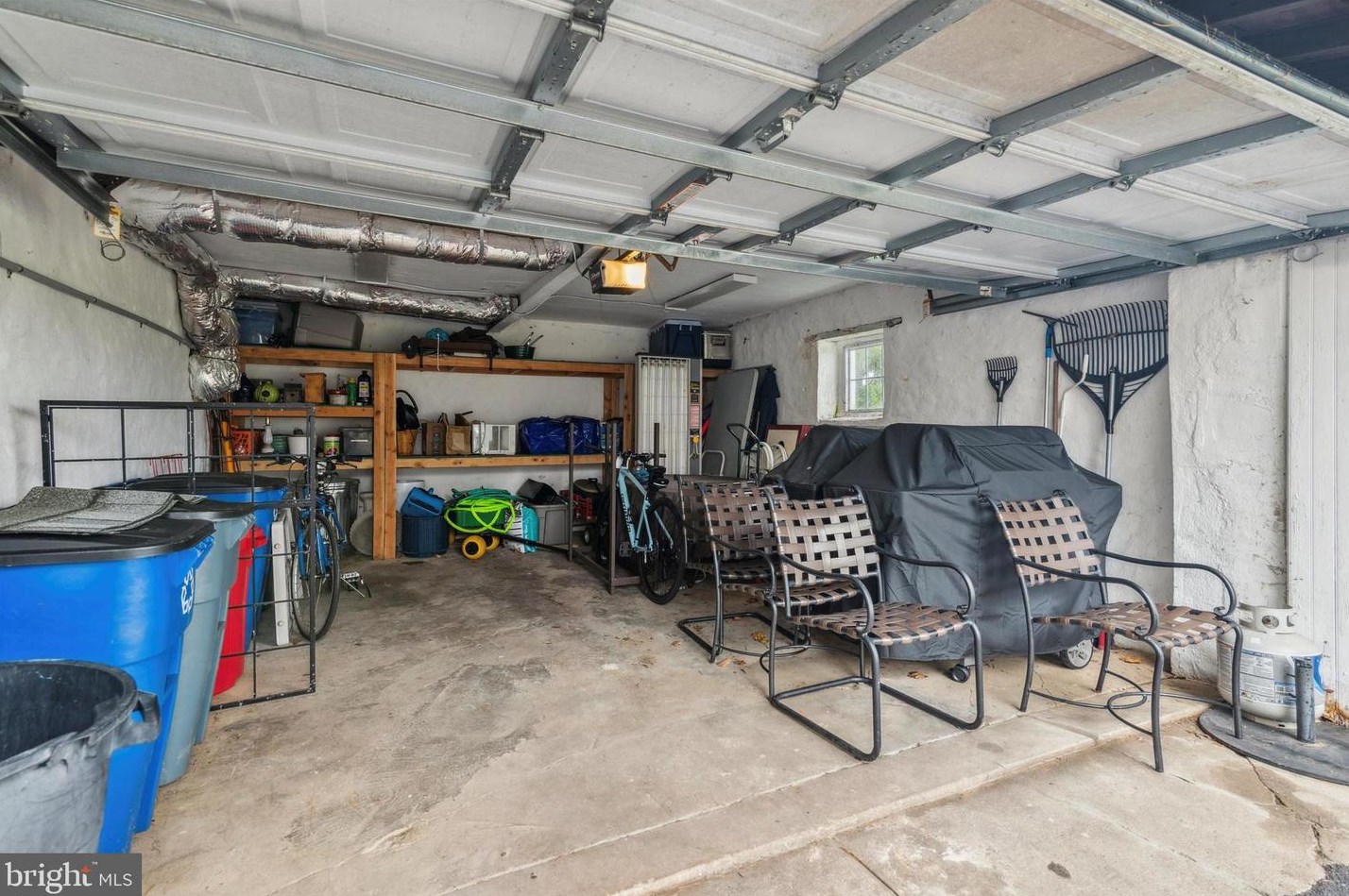 16 Golfview Rd, Ardmore PA  19003-1018 exterior