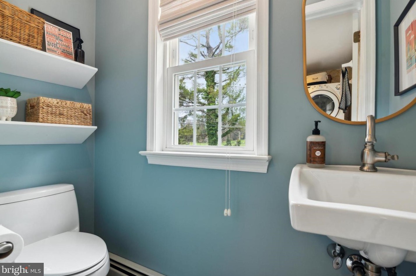 16 Golfview Rd, Ardmore PA  19003-1018 exterior