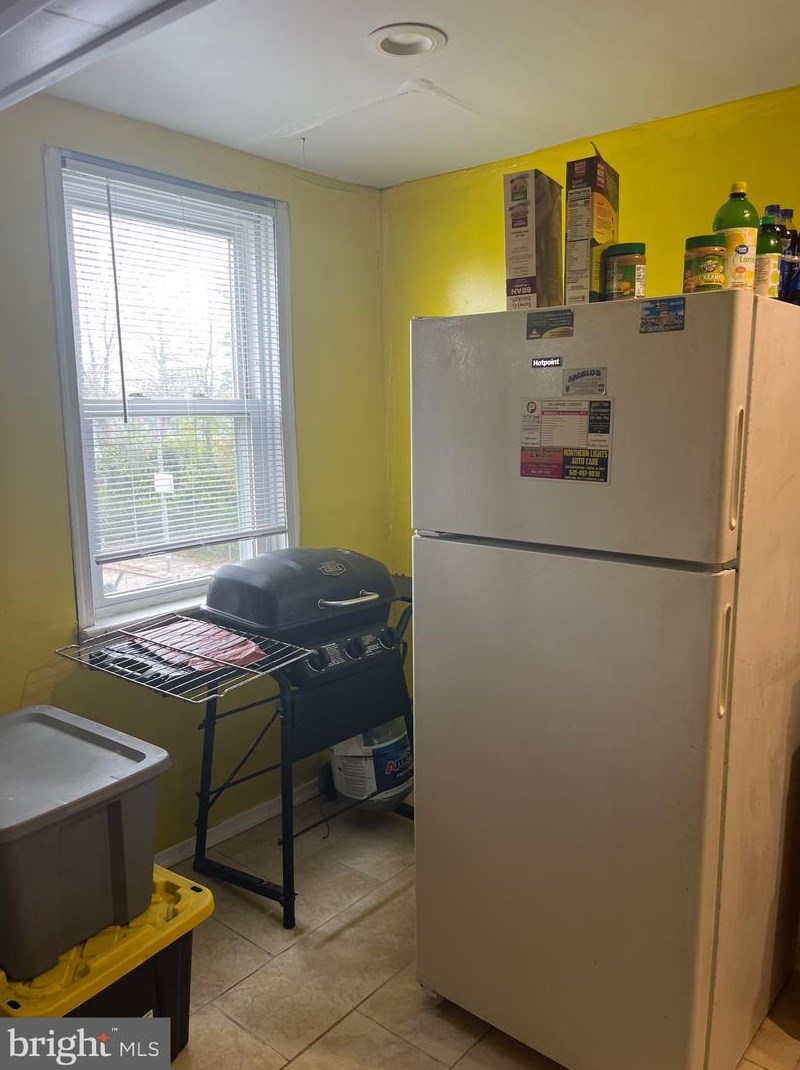 227 Golf Rd, Darby PA 19023-1313 exterior