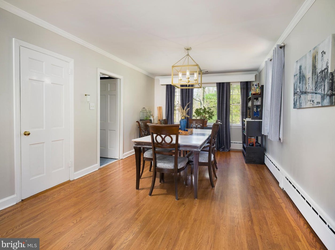 208 Marple Rd, Haverford PA  19041-1025 exterior