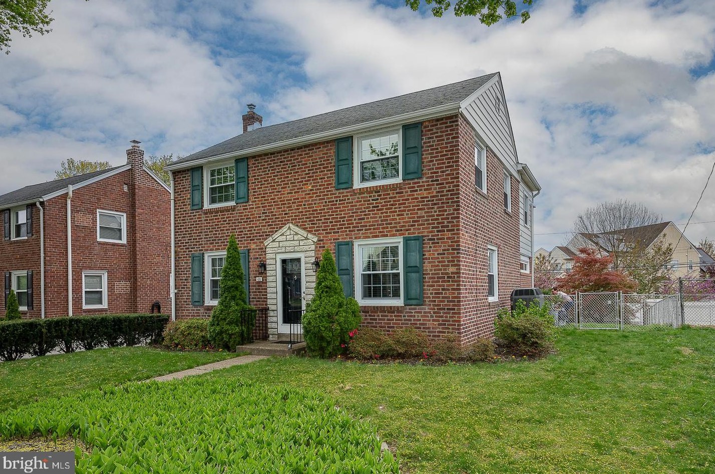 43 Netherwood Dr, Media PA  19064-3610 exterior