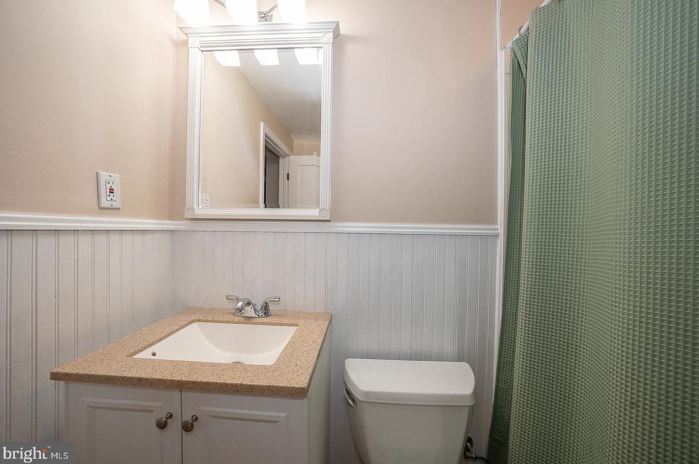43 Netherwood Dr, Media PA  19064-3610 exterior