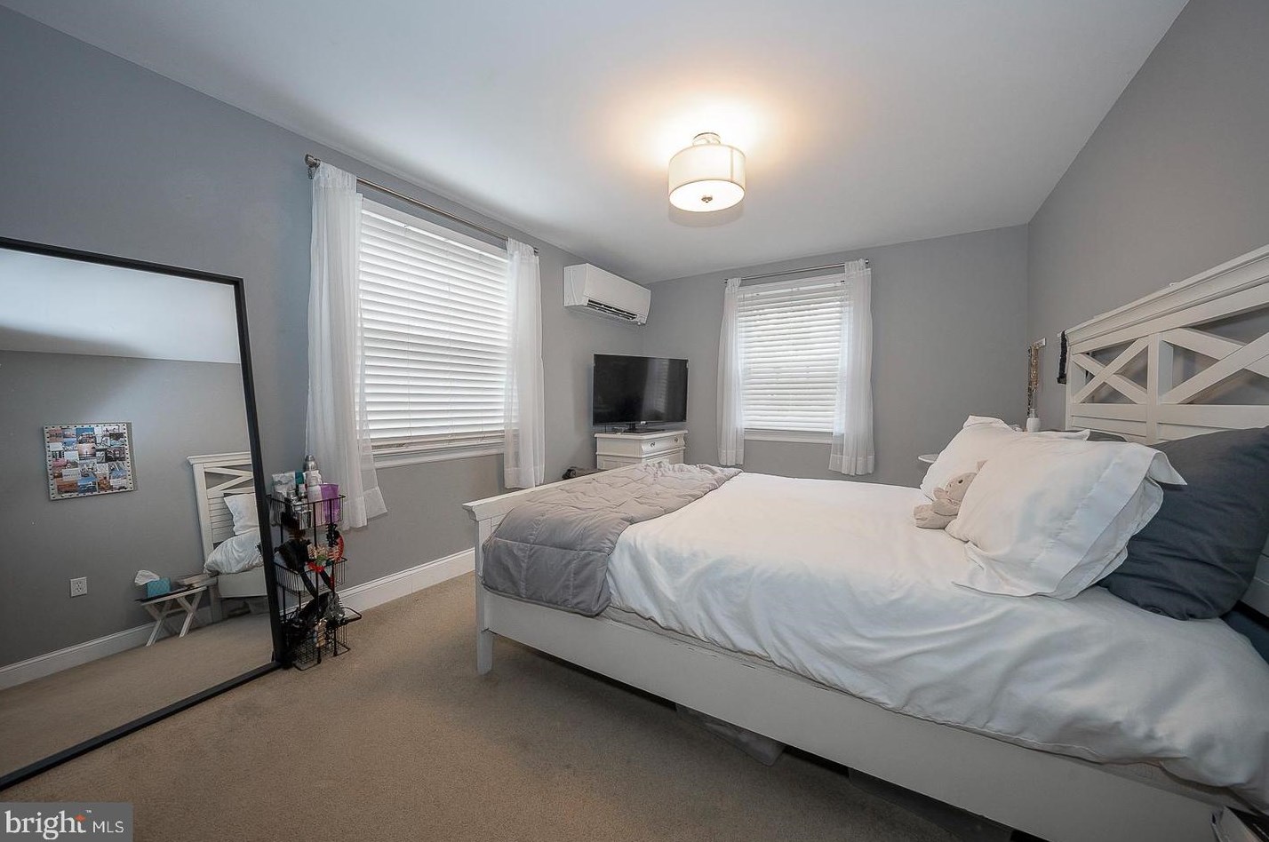 43 Netherwood Dr, Media PA  19064-3610 exterior