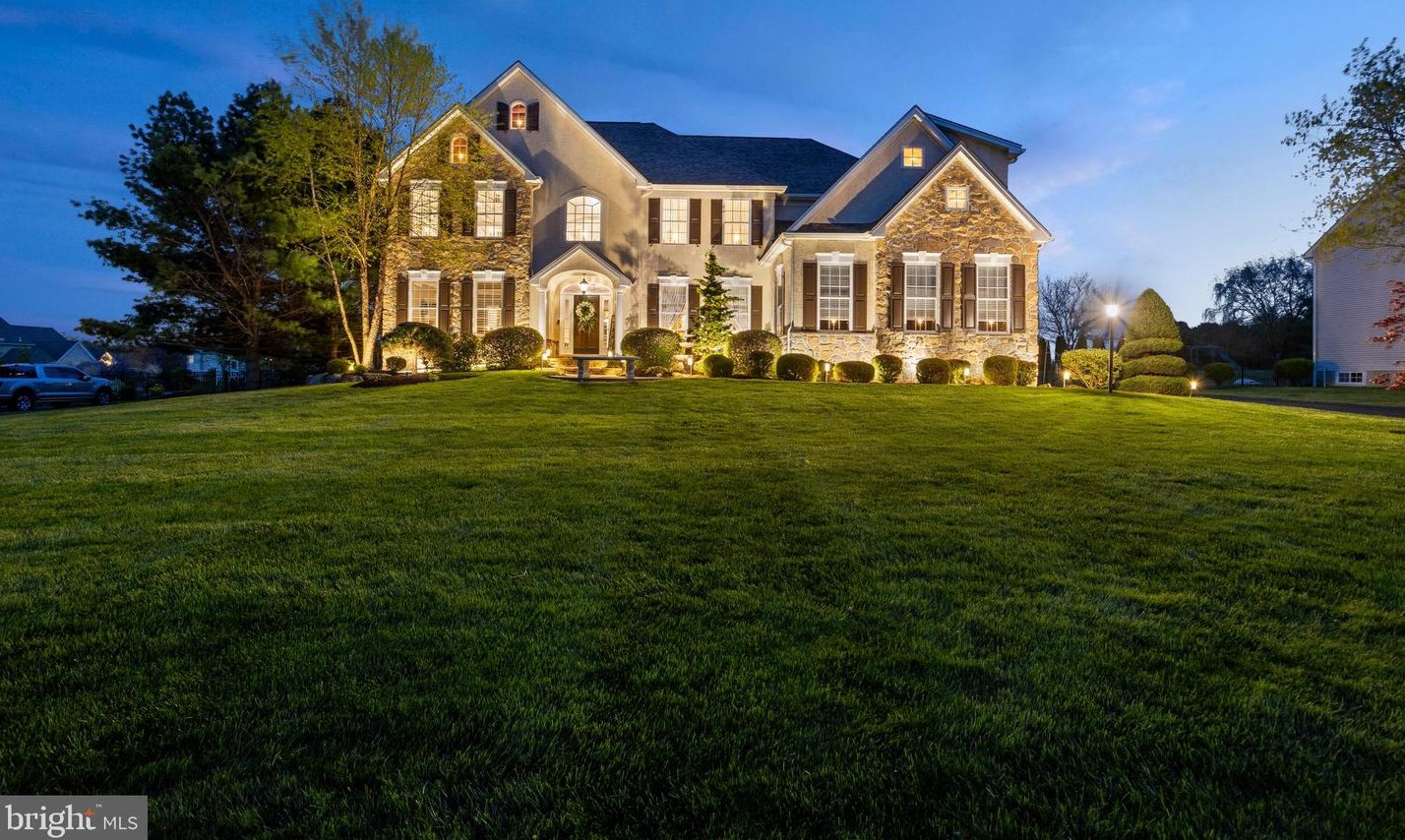 3234 Hamilton Ln, Boothwyn PA  19060-1756 exterior