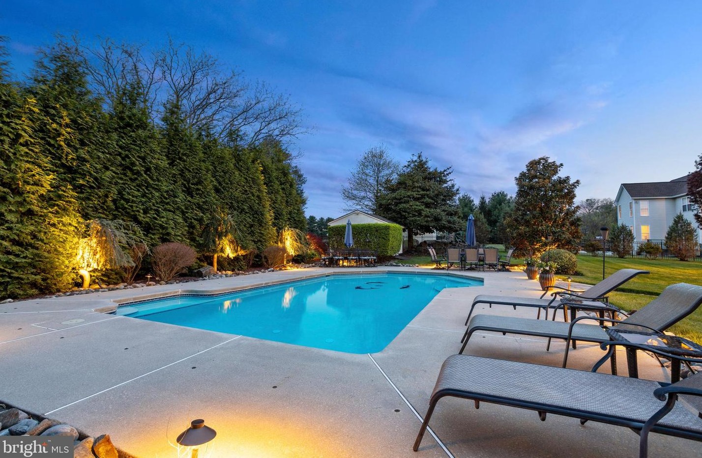 3234 Hamilton Ln, Boothwyn PA  19060-1755 exterior