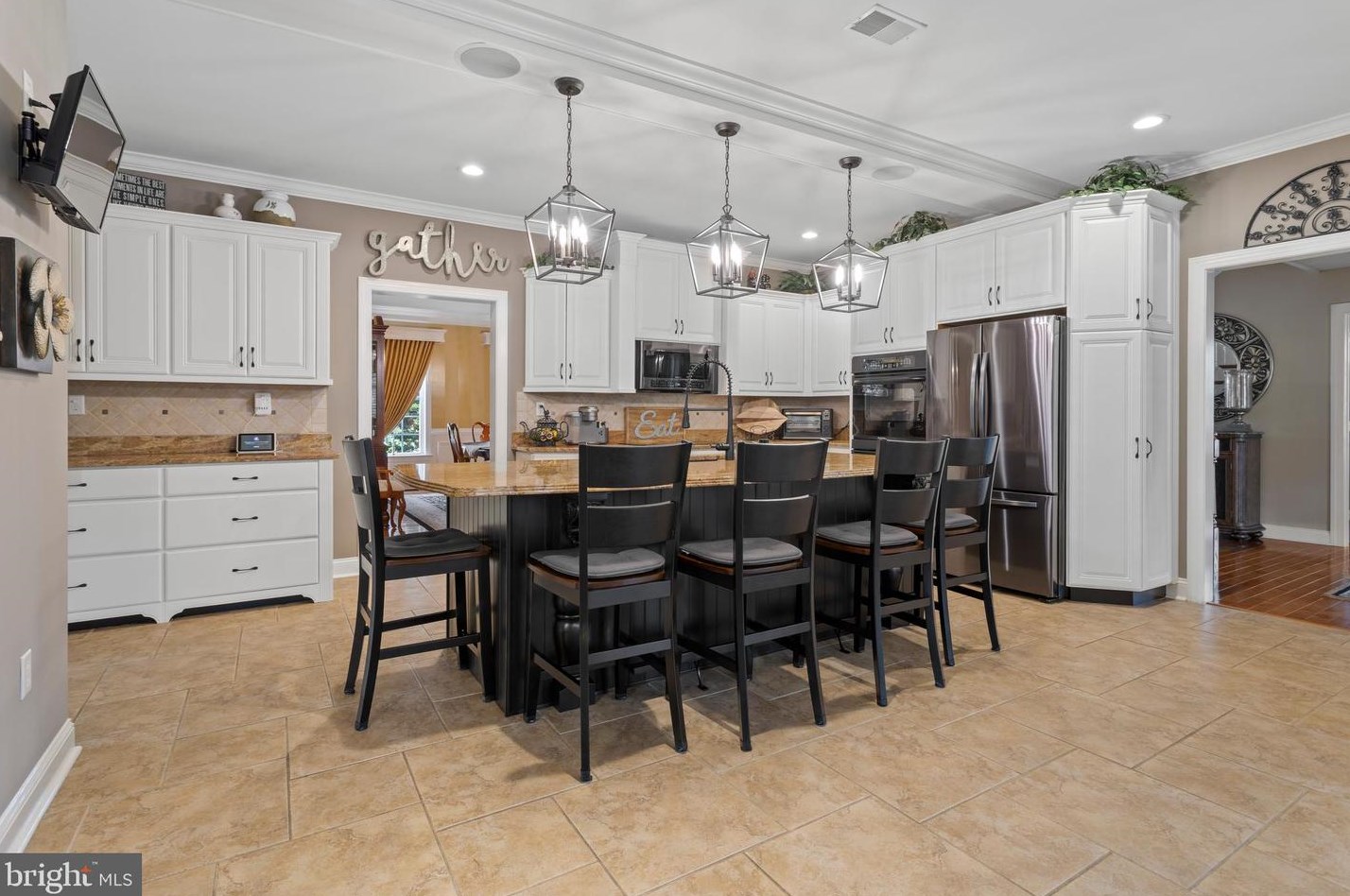 3234 Hamilton Ln, Boothwyn PA  19060-1755 exterior