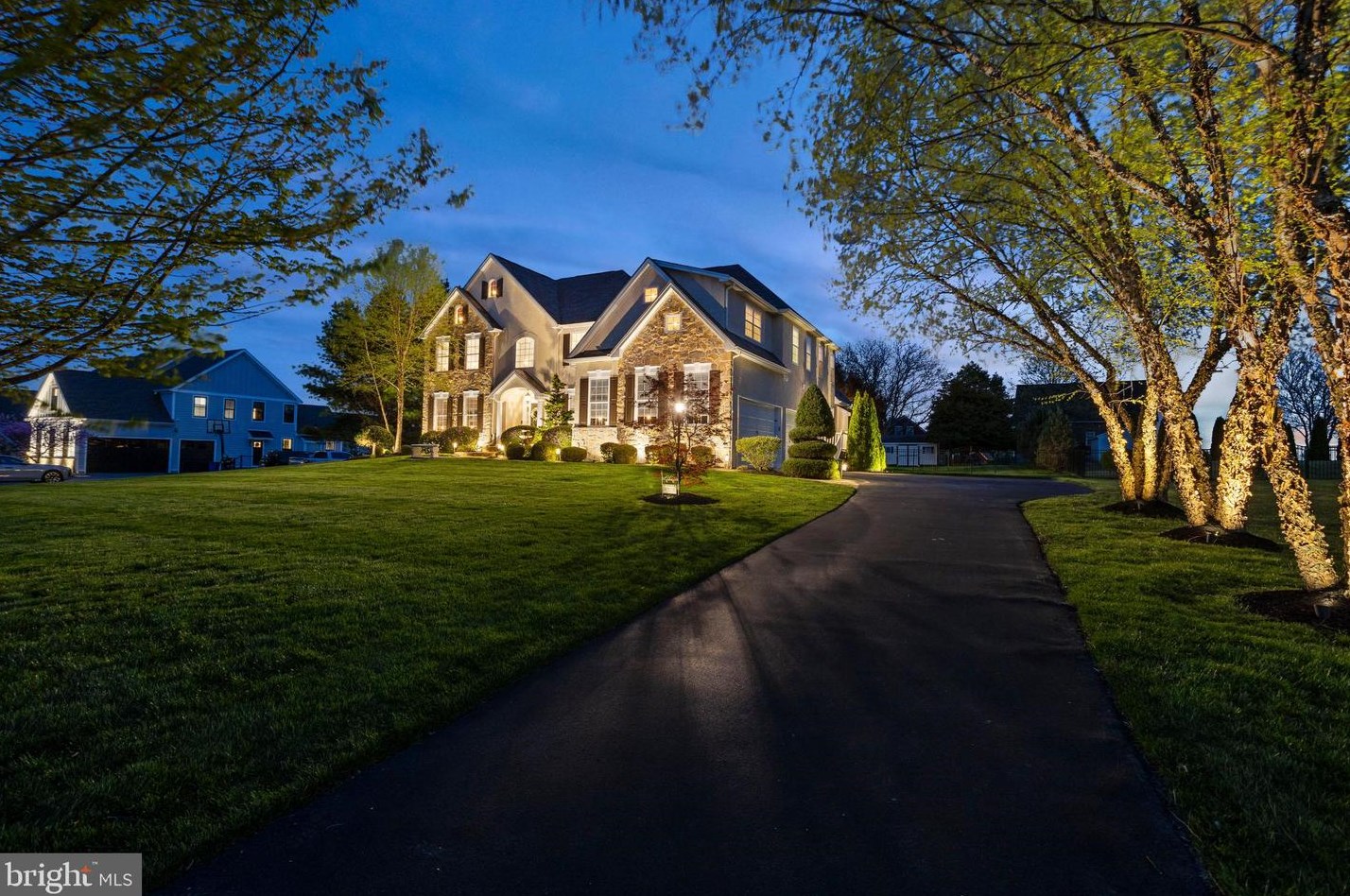3234 Hamilton Ln, Boothwyn PA  19060-1755 exterior
