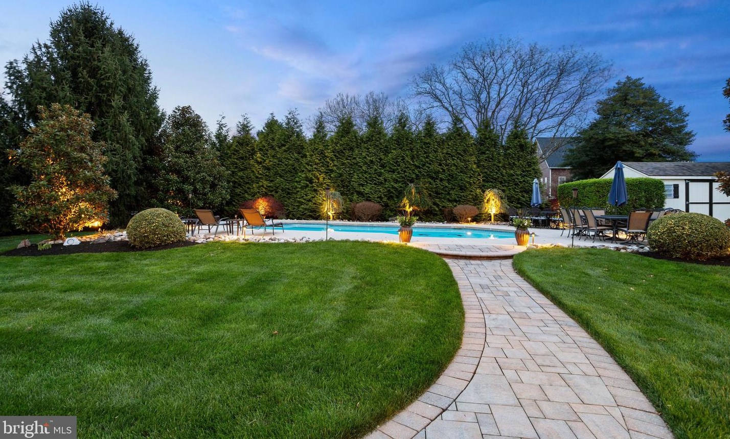 3234 Hamilton Ln, Boothwyn PA  19060-1755 exterior