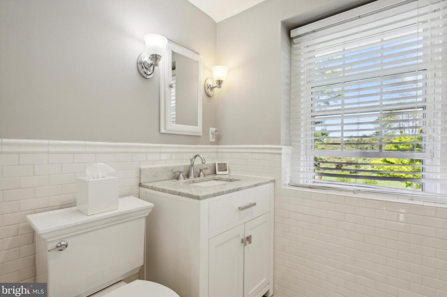 104 Golfview Rd, Ardmore PA  19003-1001 exterior