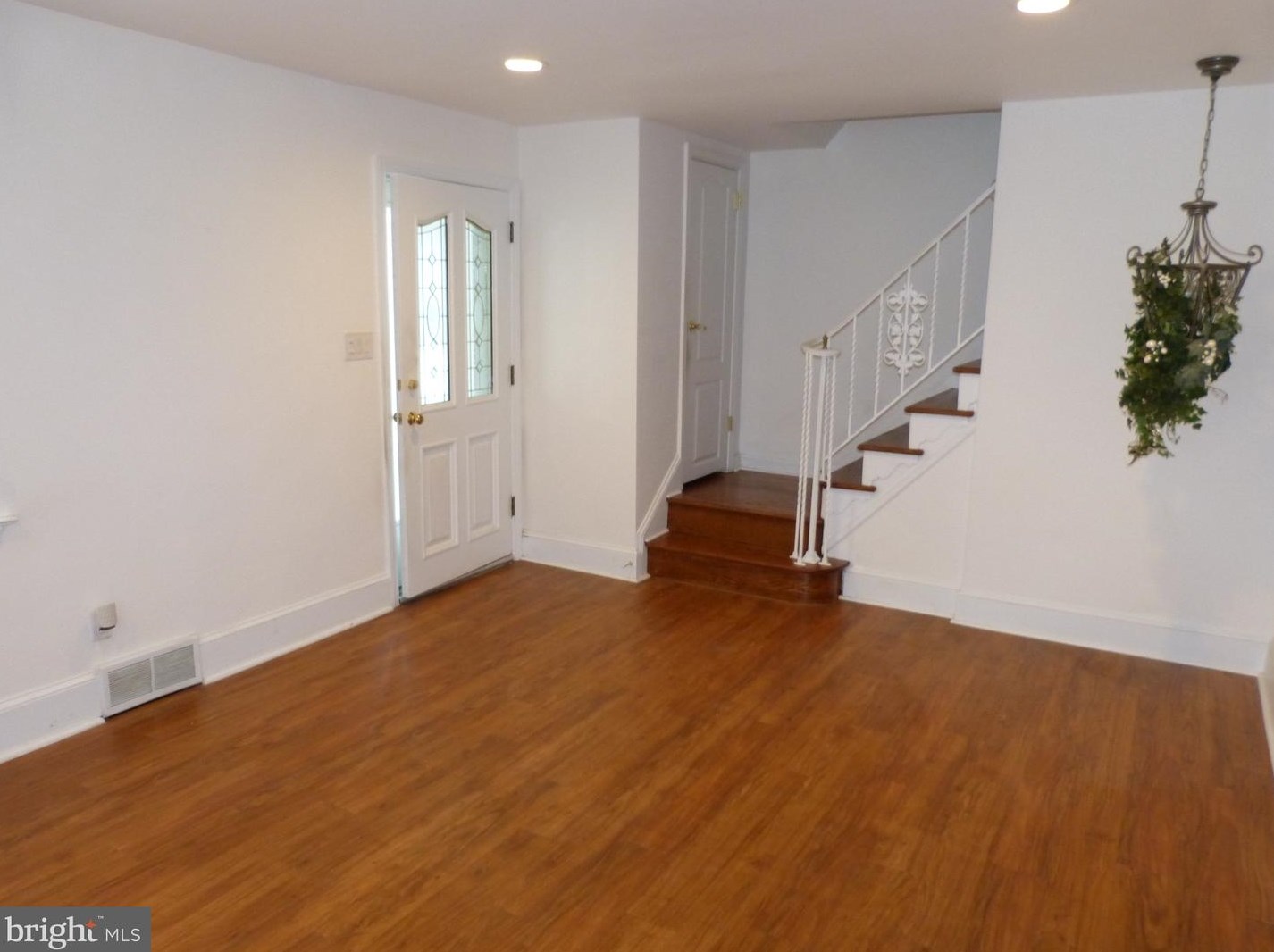 27 Fairhill Rd, Morton PA  19070-1010 exterior