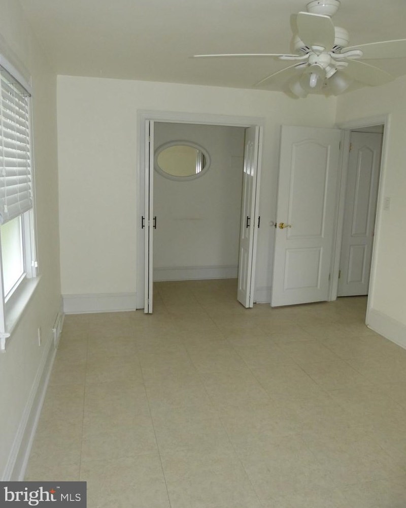 27 Fairhill Rd, Morton PA  19070-1010 exterior