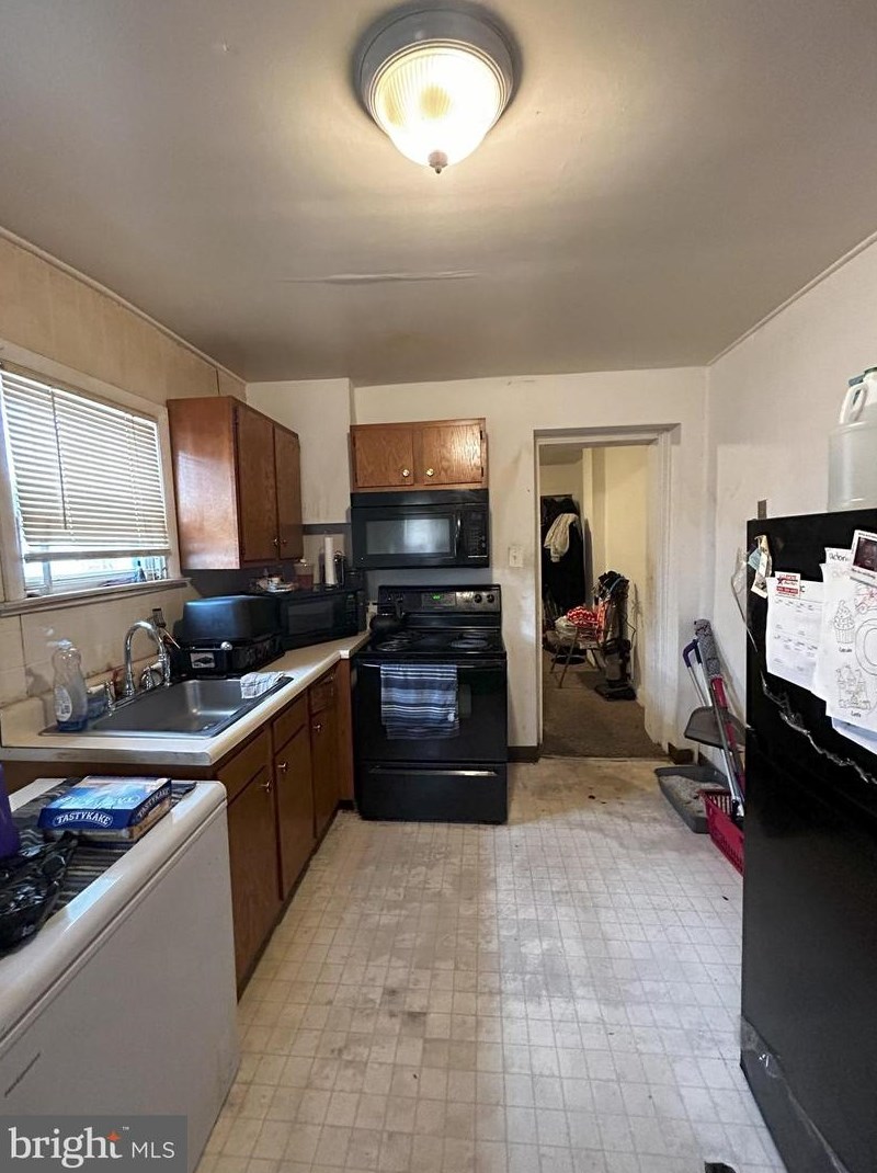 1704 11 St, Chester PA 19013-2922 exterior